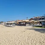 Our Home-fully Renovated And By The Sea