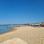 Our Home-fully Renovated And By The Sea Lejlighed *