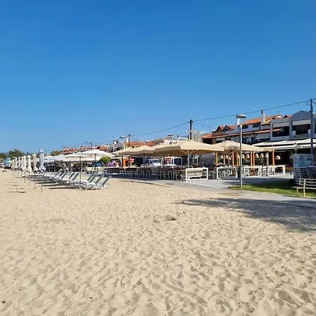Our Home-fully Renovated And By The Sea