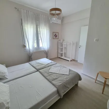 Our Home-fully Renovated And By The Sea Apartment Nikiti (Sithonia)
