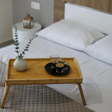 Our Home-fully Renovated And By The Sea