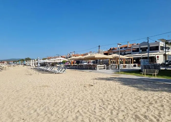 Our Home-fully Renovated And By The Sea