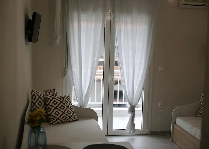 Апартаменты Our Home-fully Renovated And By The Sea