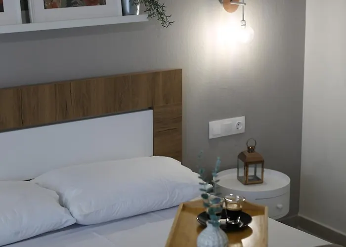 Lejlighed Our Home-fully Renovated And By The Sea Nikiti (Sithonia)