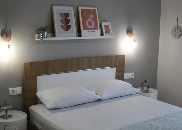 Апартаменты Our Home-fully Renovated And By The Sea Никити