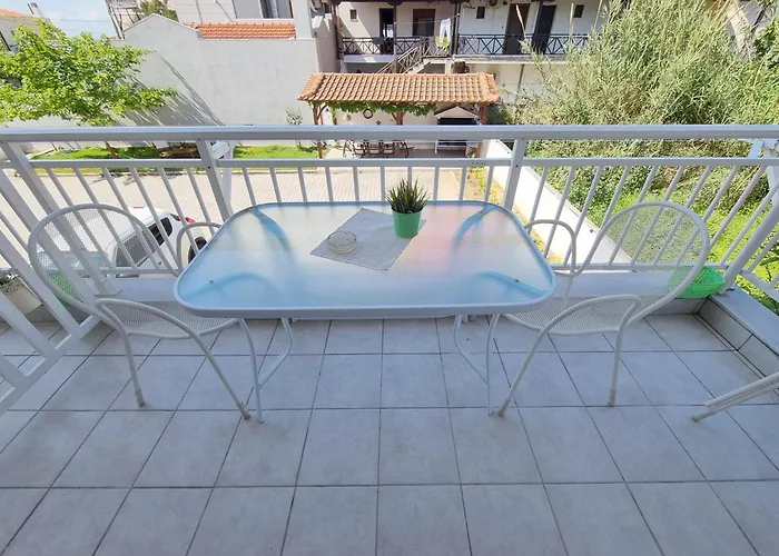 Lejlighed Our Home-fully Renovated And By The Sea Nikiti (Sithonia)